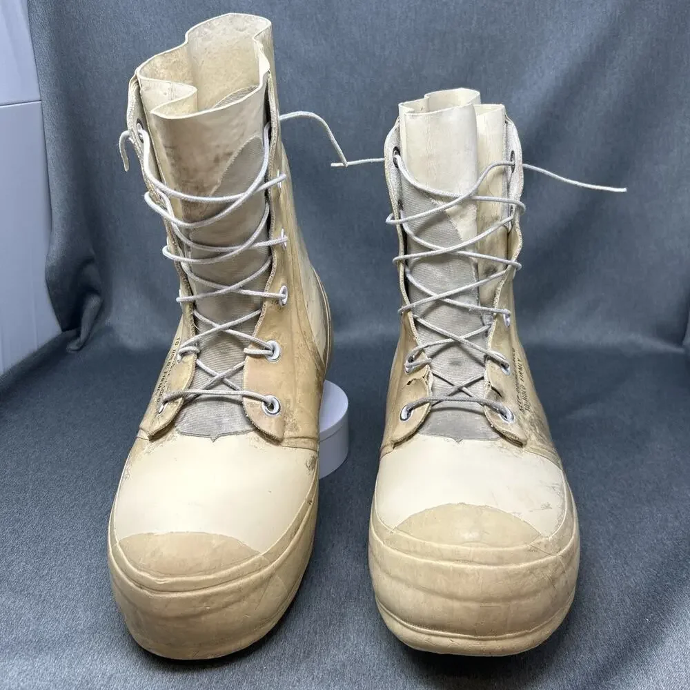 1980s Vintage US Military Mickey Mouse Bunny Boots Men's 9R Extreme Weather READ
